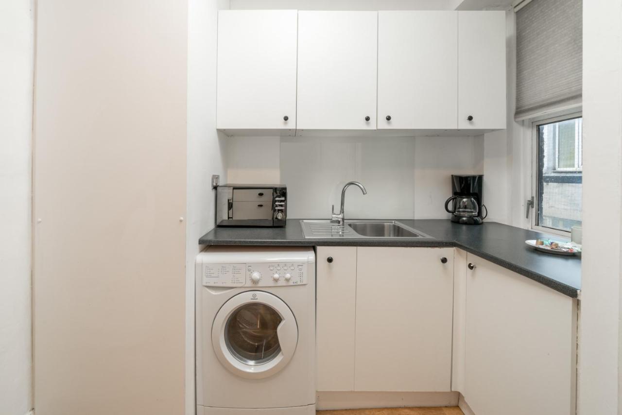 Soho & Covent Garden Apartment, Sleeps 3 Londres Exterior foto